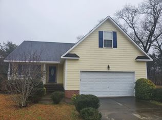 111 Markus Place Dr, Raeford, NC 28376