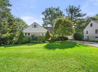 33 Clarendon Rd, Scarsdale, NY 10583