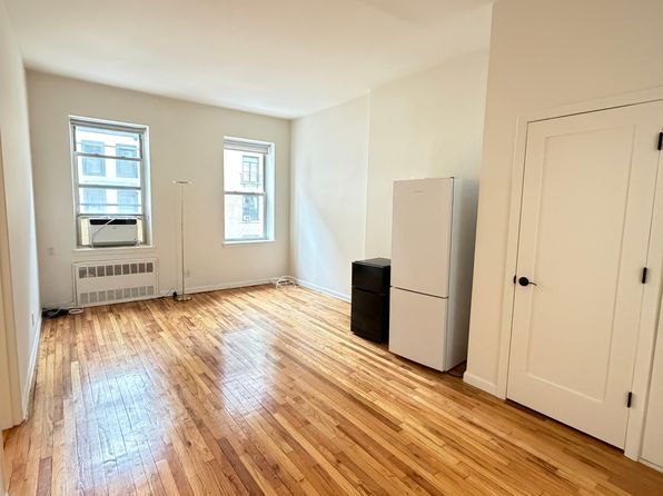 48 W 55th St APT 3A