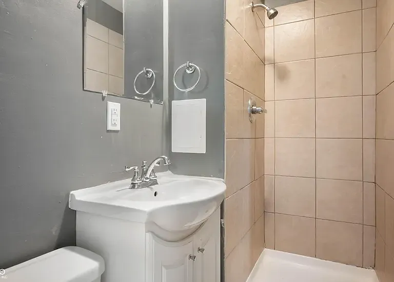 100 N Calvert St — Photo 4