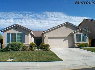 5016 Lotus Pond Way, Elk Grove, CA 95757