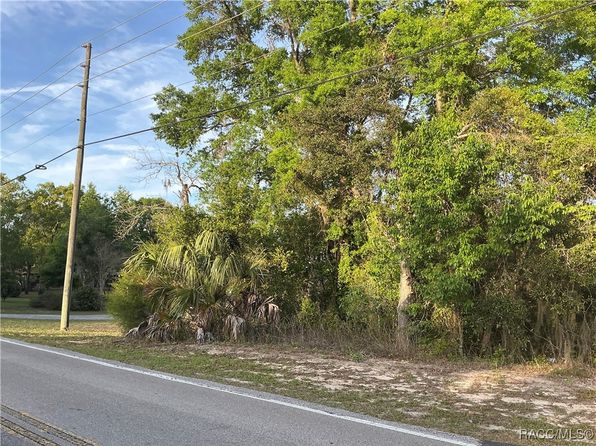 231 N Kensington Ave, Lecanto, FL 34461