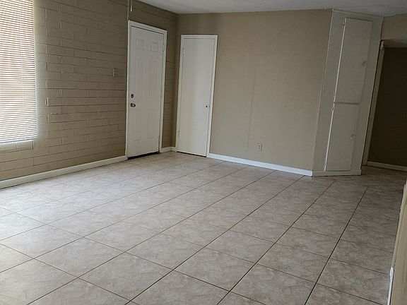 4th image of 4745 N 50th Dr