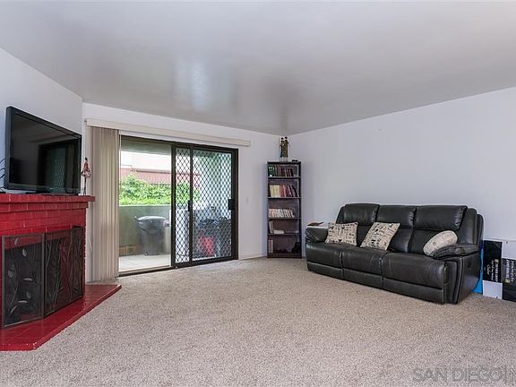 3rd image of 1050 E Washington Ave E #43