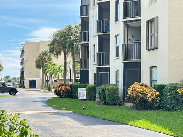 890 N Federal Hwy APT 102, Lantana, FL 33462