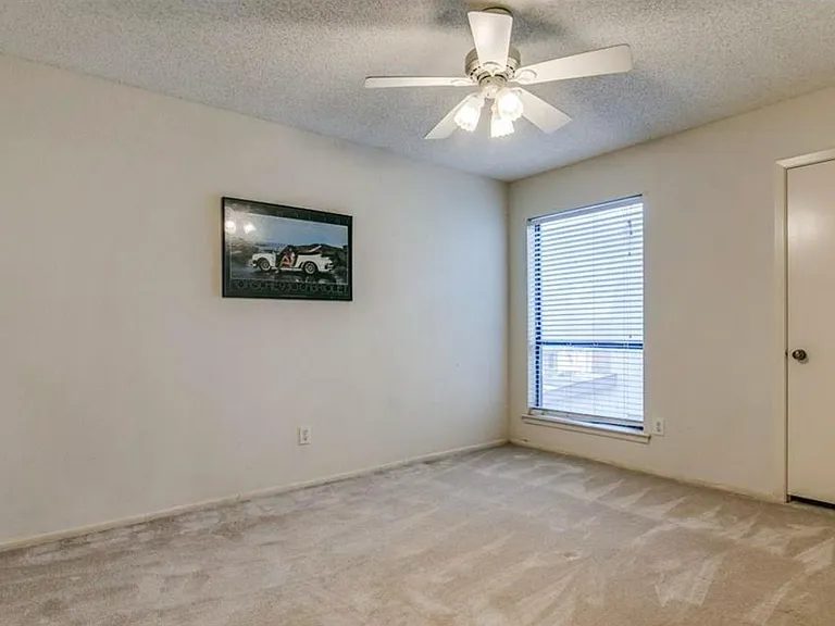 412 San Mateo Dr — Photo 3