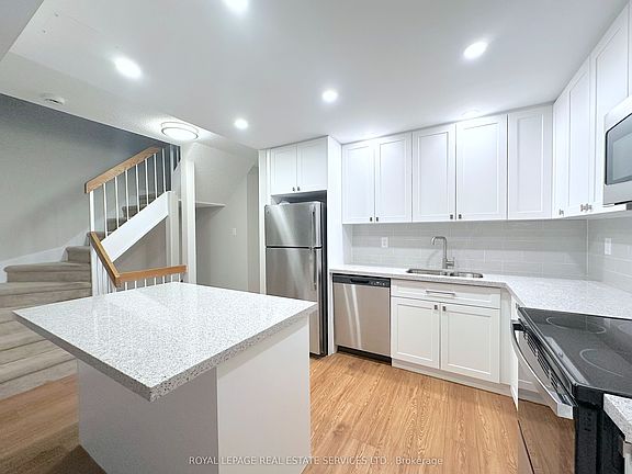 2nd image of 2605F Battleford Rd