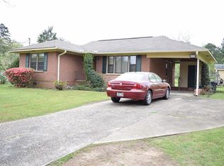 2313 Sandfort Rd, Phenix City, AL 36869