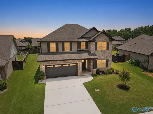 122 Kretzer Ct, Huntsville, AL 35806