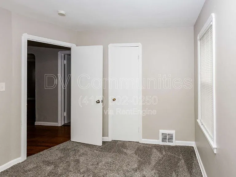 19001 Nitra Ave — Photo 11