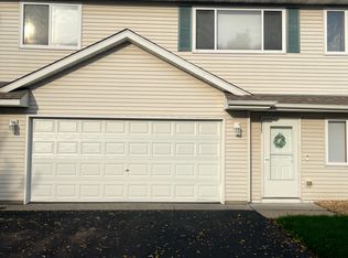433 Tanager Path, Mankato, MN 56001