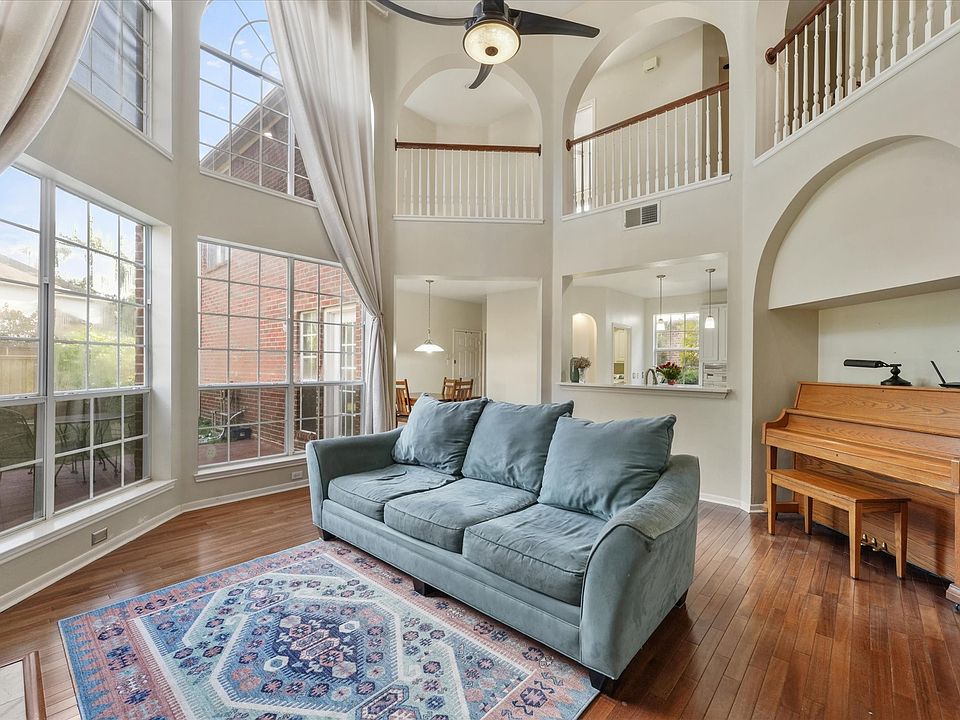 1st image of 6304 Willowdale Dr