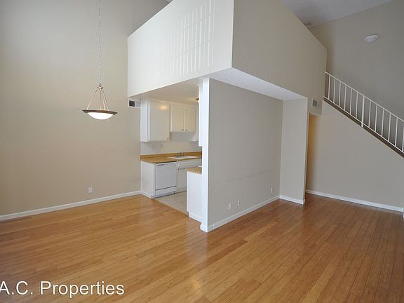 2nd image of 11045 La Maida St APT 201