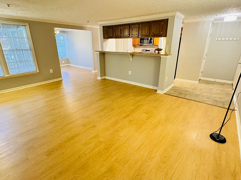 13113 Briarcliff Ter #102 — Photo 5