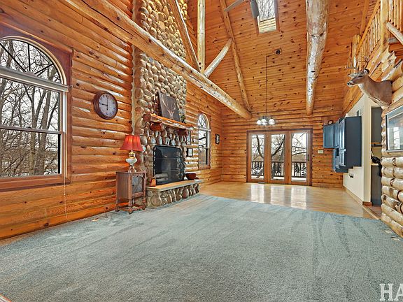 2nd image of 707 Quinn Rd