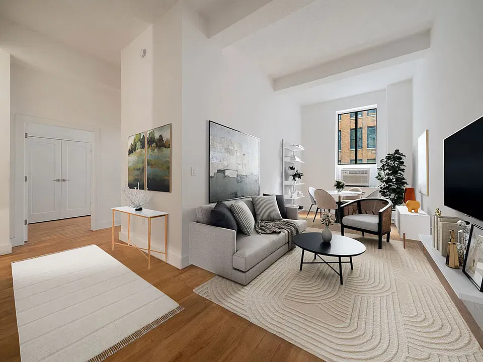 31 E 31st St #10H