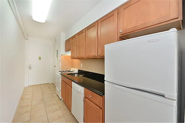 Rented by Think Properties | media 5