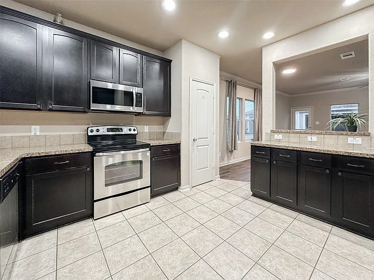 16771 Mammoth Springs Dr — Photo 9