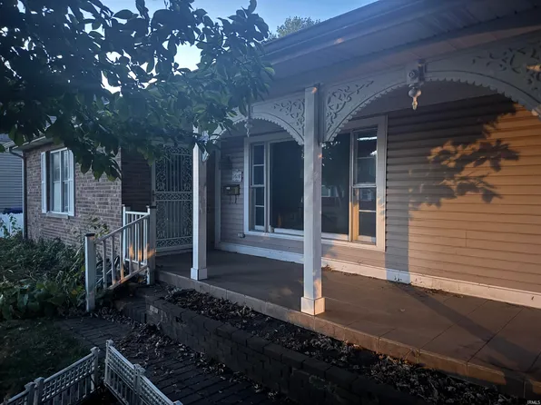 516 Somerset Dr, Kokomo, IN 46902