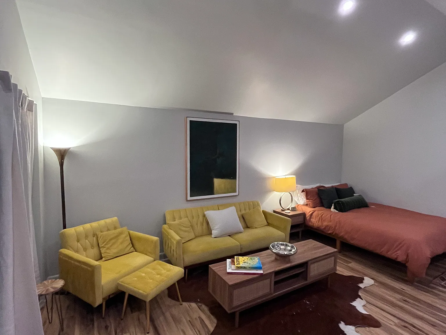1 bed, 450 sqft, $1,600 — Photo 1
