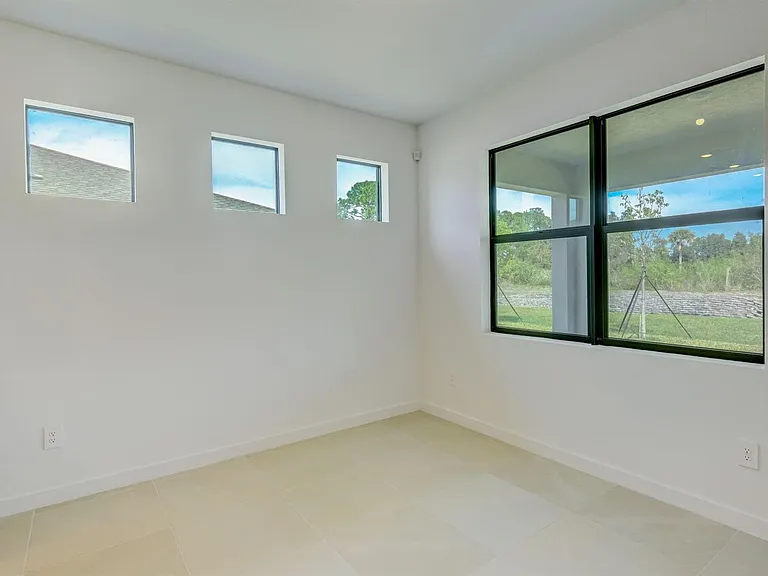 5946 SE Skyblue Cir — Photo 12