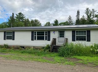 86 Riverside Dr, Lancaster, NH 03584