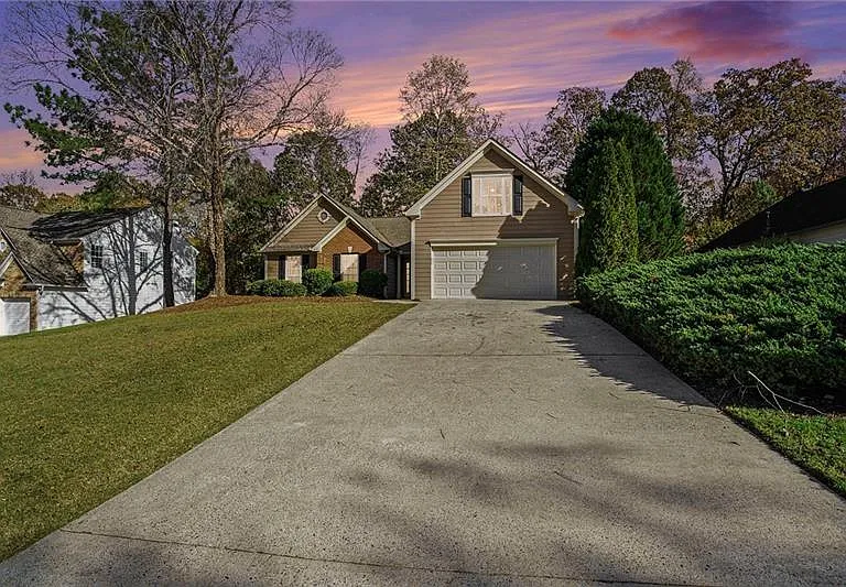 2630 Highland Pass — Photo 1