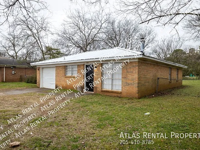 4305 Pulaski Pike NW — Photo 2