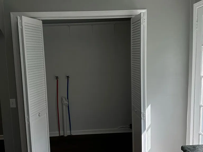 472 Lamson Ave — Photo 14