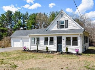 311 Old Farms Rd, Simsbury, CT 06070