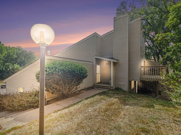 5626 N Innsbruck Ct, Minneapolis, MN 55432
