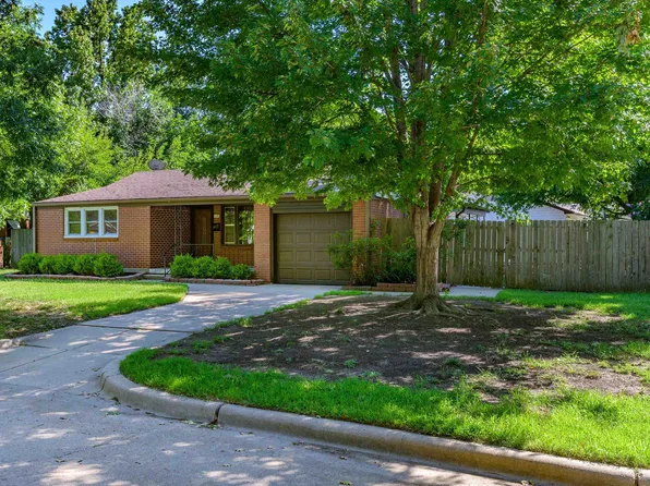 1101 E Jump St, Wichita, KS 67216