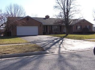 2746 Foxfire Ln, Findlay, OH 45840