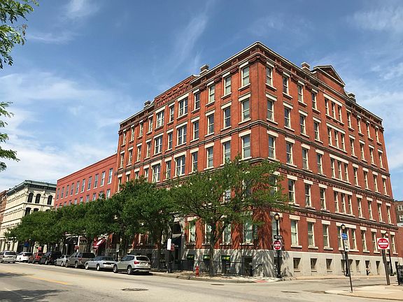 3rd image of 408 W Saint Clair Ave APT 214