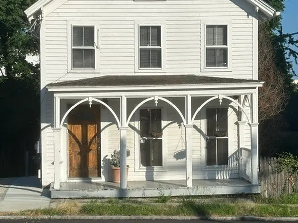 89 Hempstead Street, New London, CT 06320