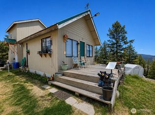 27 Mule Deer Ridge Rd, Oroville, WA 98844