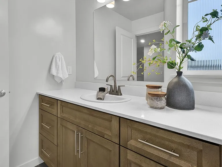 4043 S Lone Pine Way — Photo 13