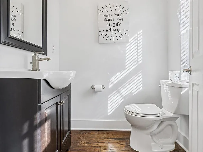 14 Maple St — Photo 10