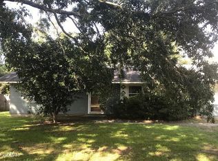 110 Oak View Ave, Long Beach, MS 39560