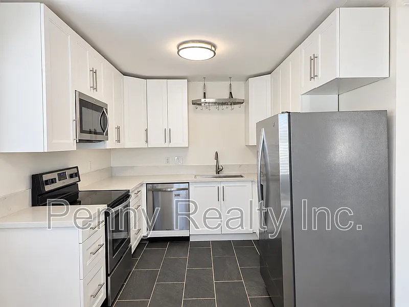 2 bed, 2.0 bath, 1050 sqft, $3,100 — Photo 2