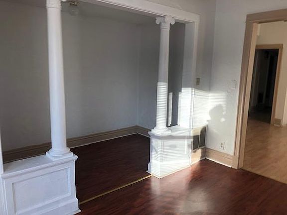 3rd image of 6459 S Eberhart Ave #1