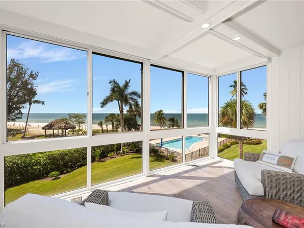 2121 Gulf Shore BLVD N #206, NAPLES, FL 34102