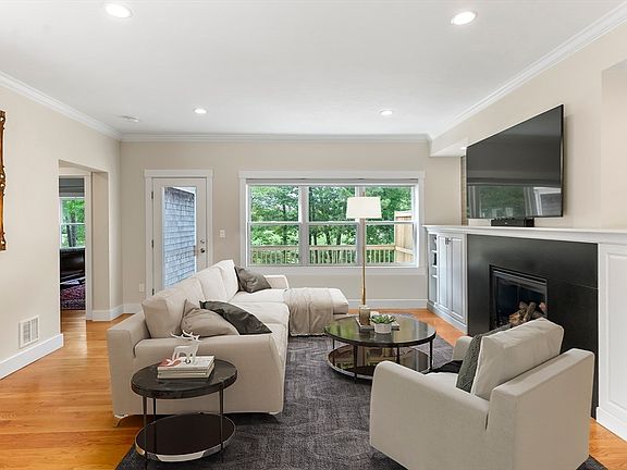3rd image of 17 Cupola Ln #17