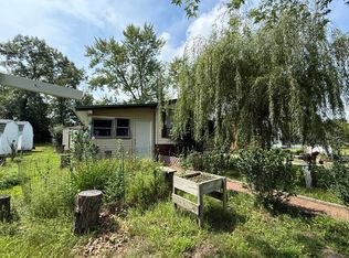 22-46 Woodhaven Lakes, Sublette, IL 61367