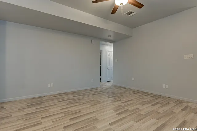 6626 Woodstock Dr — Photo 10