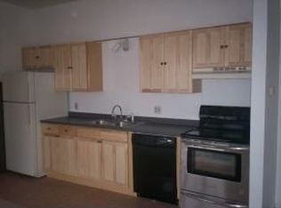 40 Silver St, Rochester, NH 03867