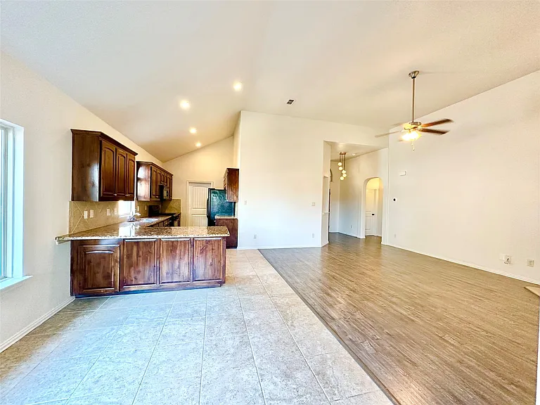 2620 Triangle Leaf Dr — Photo 11