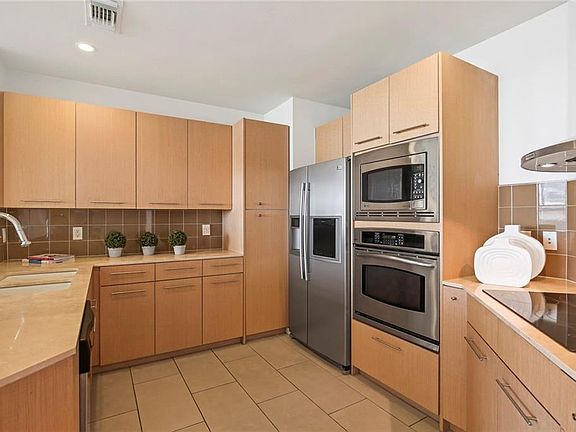 5th image of 2323 N Houston St APT 602