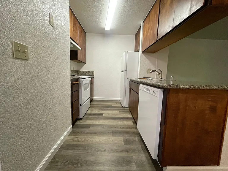 363 Rio Lindo Ave — Photo 6