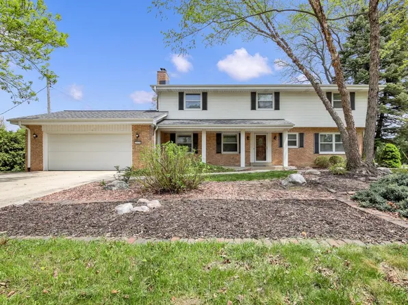 2820 North Park DRIVE, Wauwatosa, WI 53222